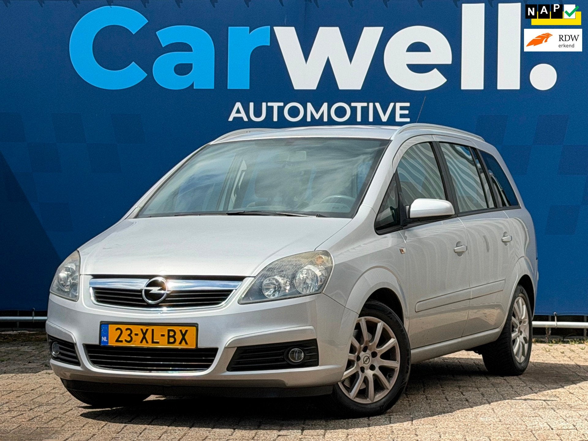 Opel Zafira 2.2 Temptation|7Persoons|Airco|Cruise|Elektrisch, Auto's, Stof, Gebruikt, Zwart, 4 cilinders