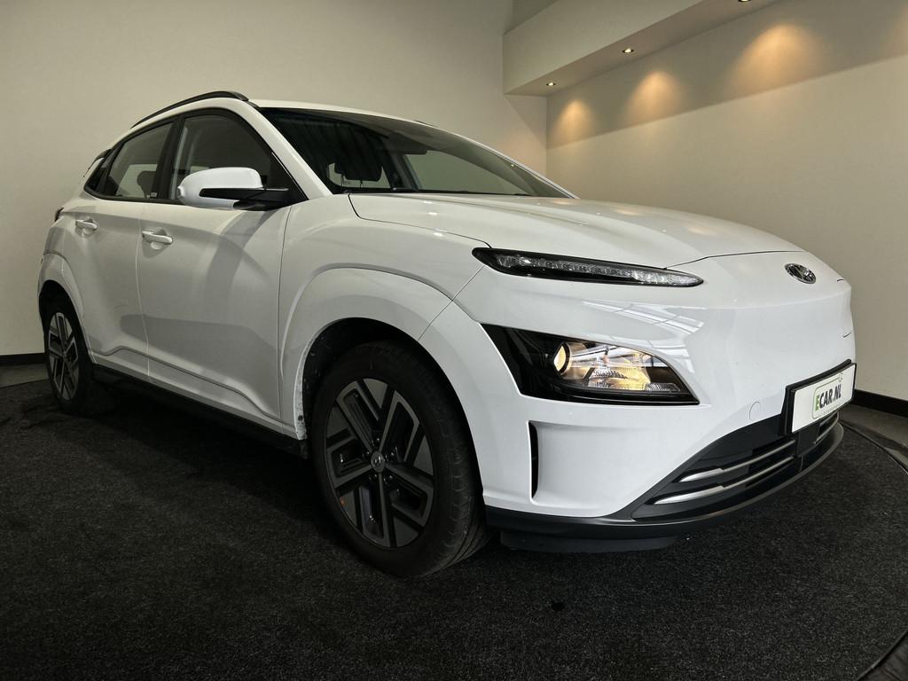 Hyundai KONA EV Comfort 39 kWh SOH 95,2% | Verwarmde stoelen, Auto's, Hyundai, Gebruikt, Met garantie (alle), Wit, 39 kWh