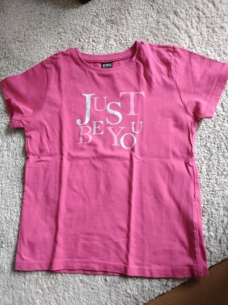 Roze kinder T-shirt korte mouw 'Just Be You' maat 116, Kinderen en Baby's, Kinderkleding | Maat 116, Gebruikt, Meisje, Kids, Ophalen of Verzenden
