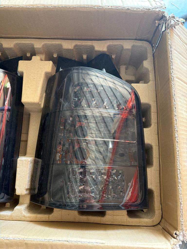 Achterlichten Transporter T5/T6 LED Zwart + GRATIS dakdrager, Auto-onderdelen, Verlichting, Ophalen of Verzenden, Nieuw, Volkswagen