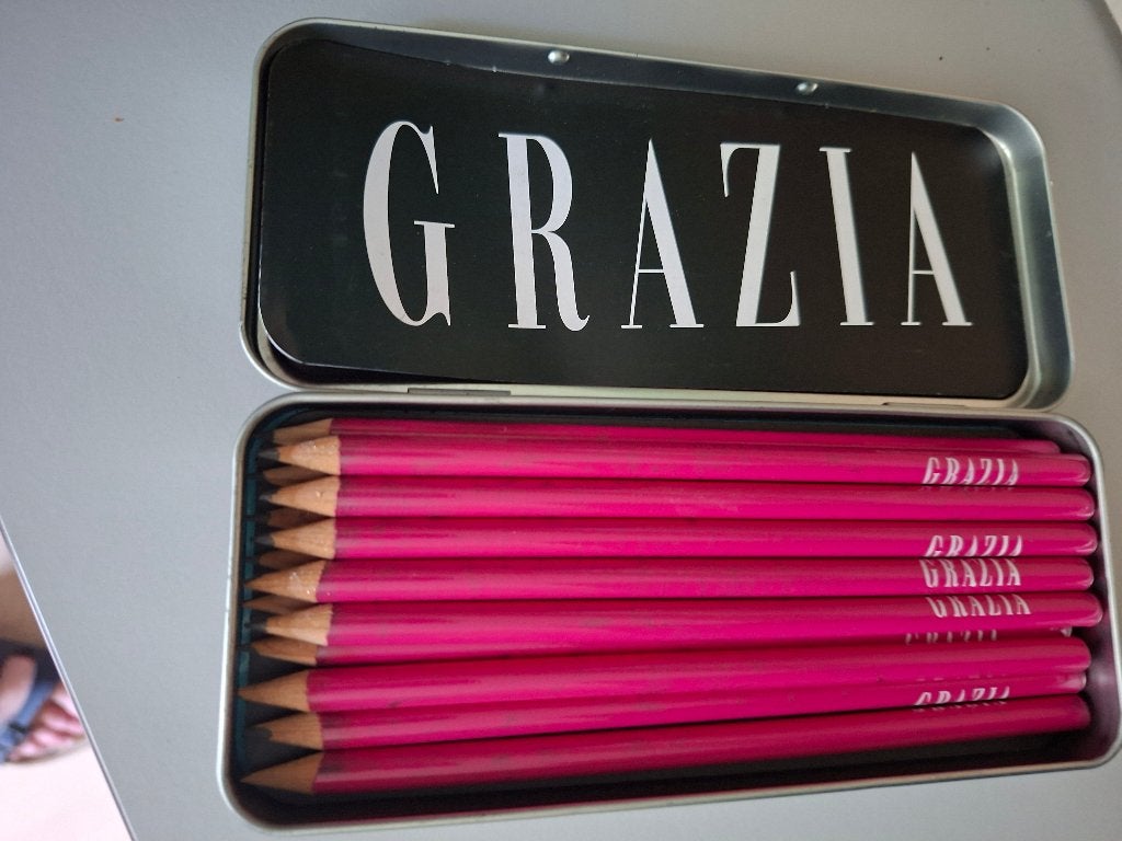 Grazia blikje met potloden, Ophalen of Verzenden, Zo goed als nieuw, Overige