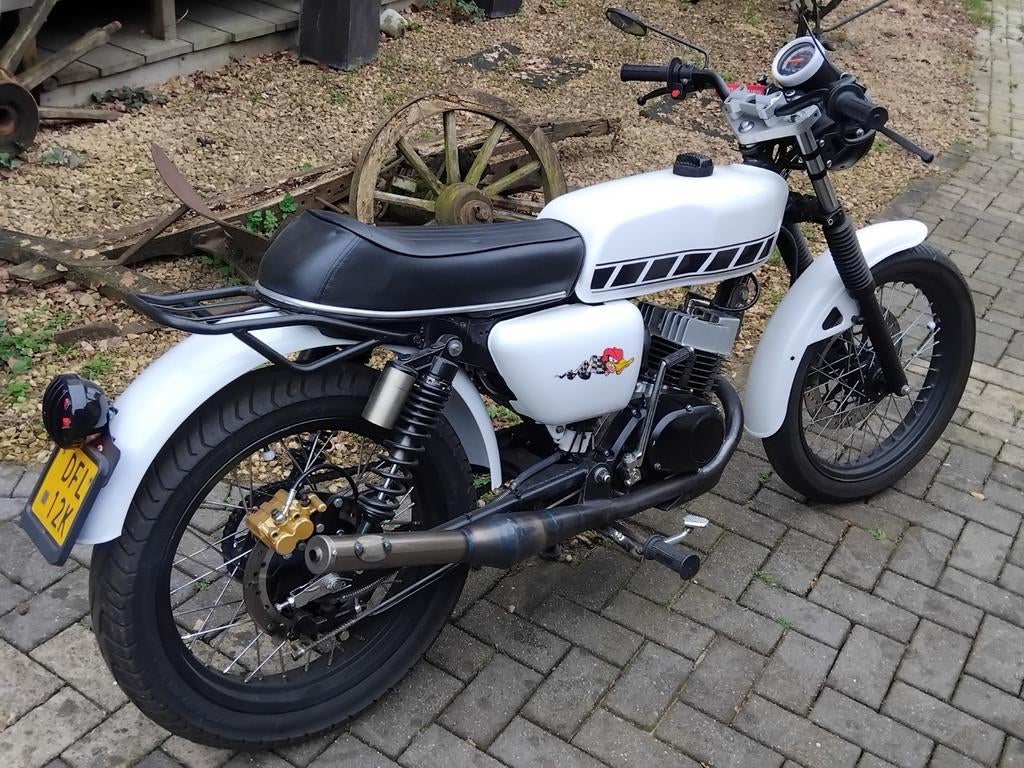 Hanway "raw 50"(met 100cc 2takt ), Fietsen en Brommers, Brommers | Overige merken, Ophalen of Verzenden, Nieuw