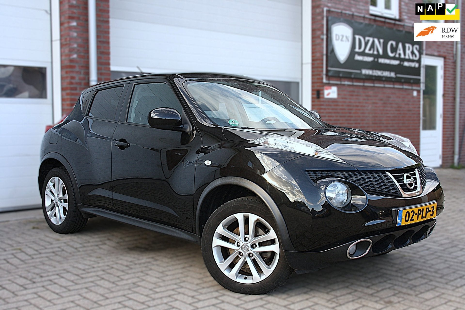 Nissan Juke 1.6 DIG-T Tekna Camera|Trekhaak|Leer|190pk|Nap|C, Auto's, Voorwielaandrijving, Euro 5, 1618 cc, Gebruikt