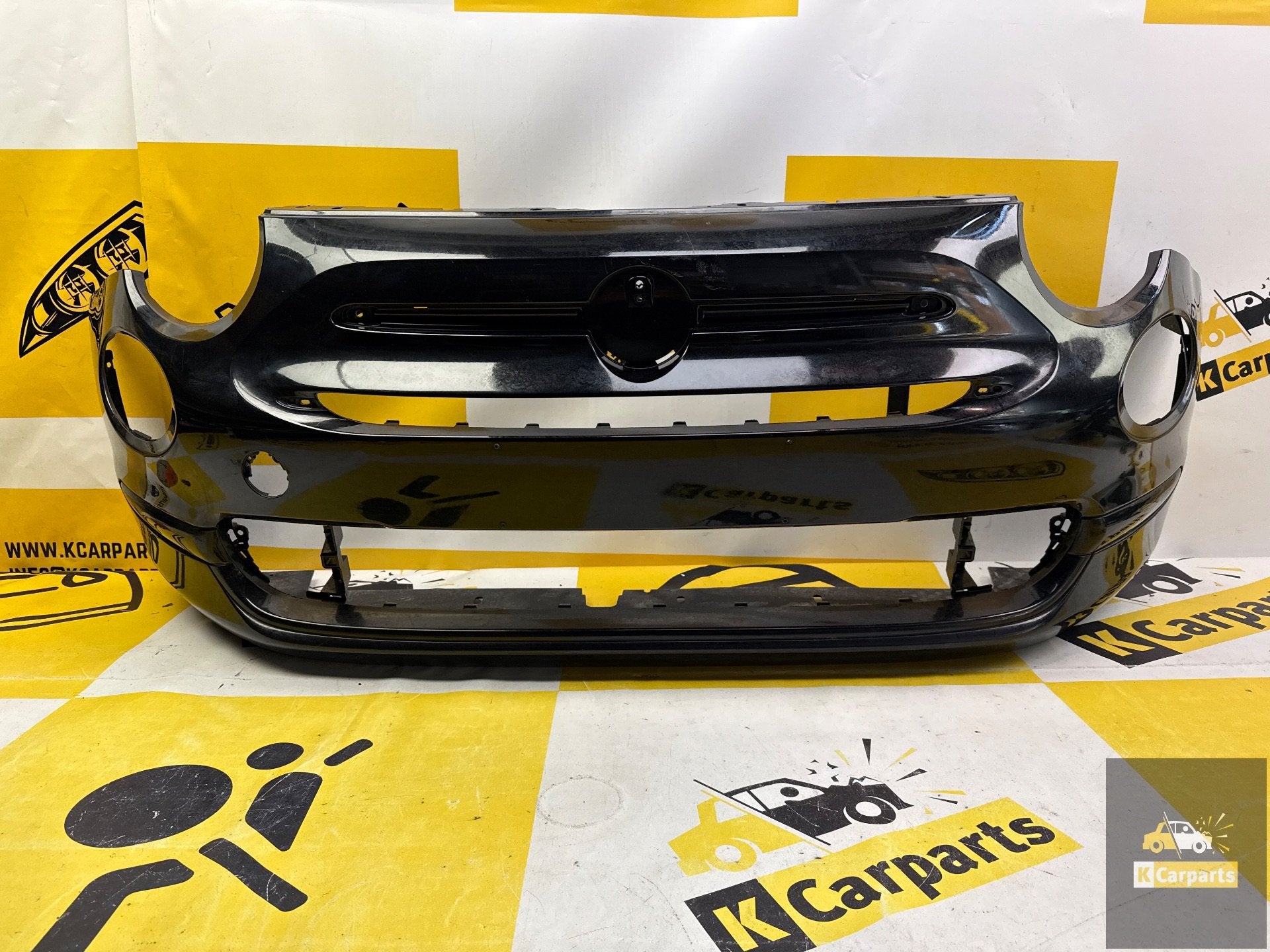 Voorbumper Fiat 500 ORIGINEEL Bumper 735426888, Gebruikt, Voor, Stellantis Europe S.p.A., Ophalen of Verzenden