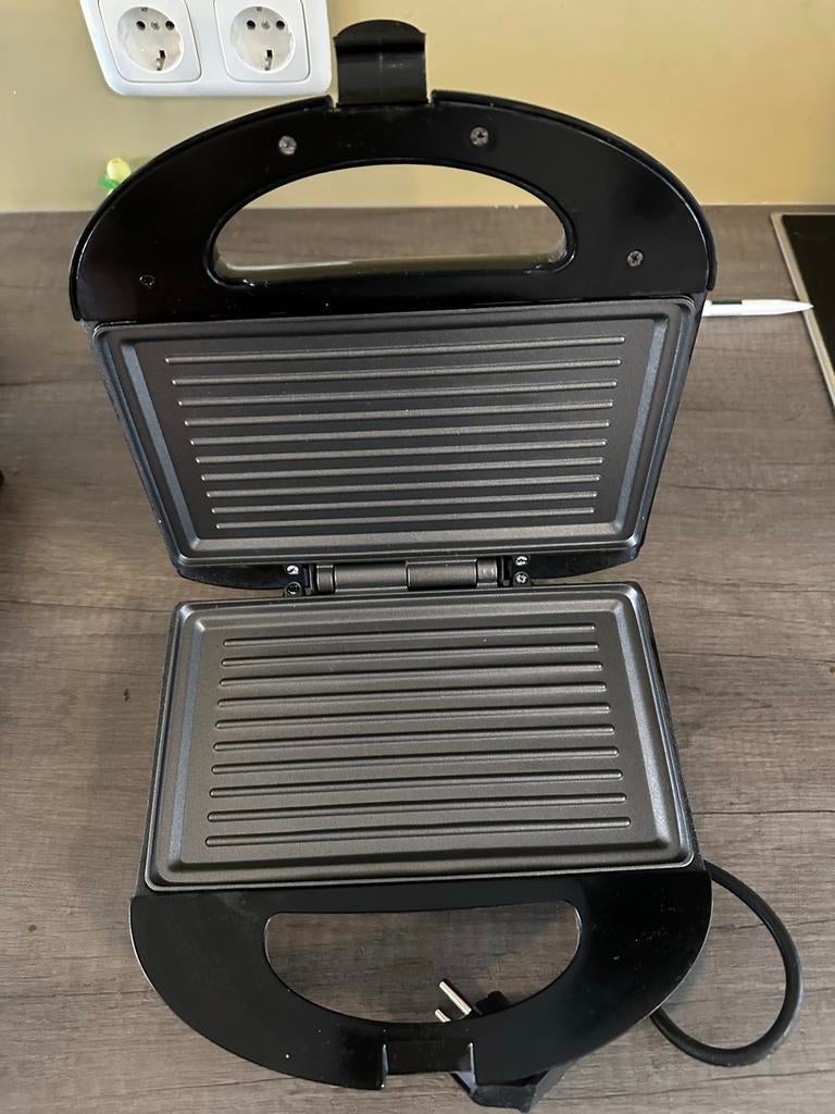 nooit gebruikt Bestron tosti-apparaat/sandwichmaker, Ophalen of Verzenden, Nieuw