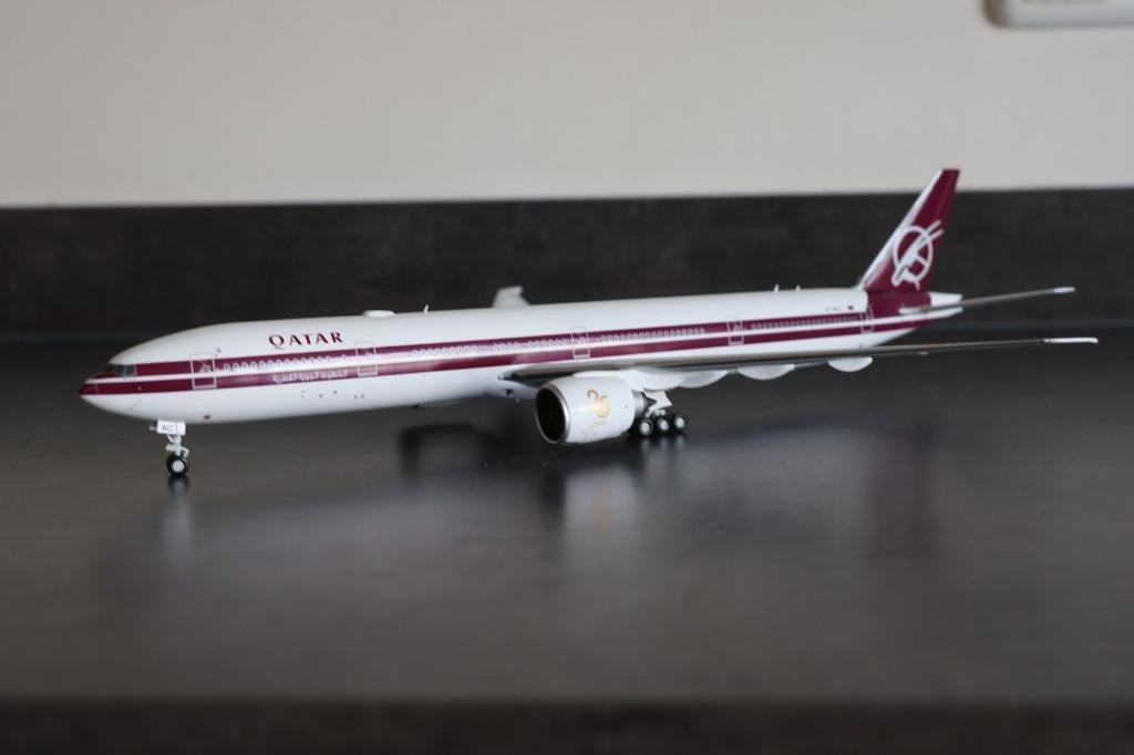 Qatar Airways Boeing 777-300ER / Gemini200, Ophalen of Verzenden, Zo goed als nieuw, Schaalmodel