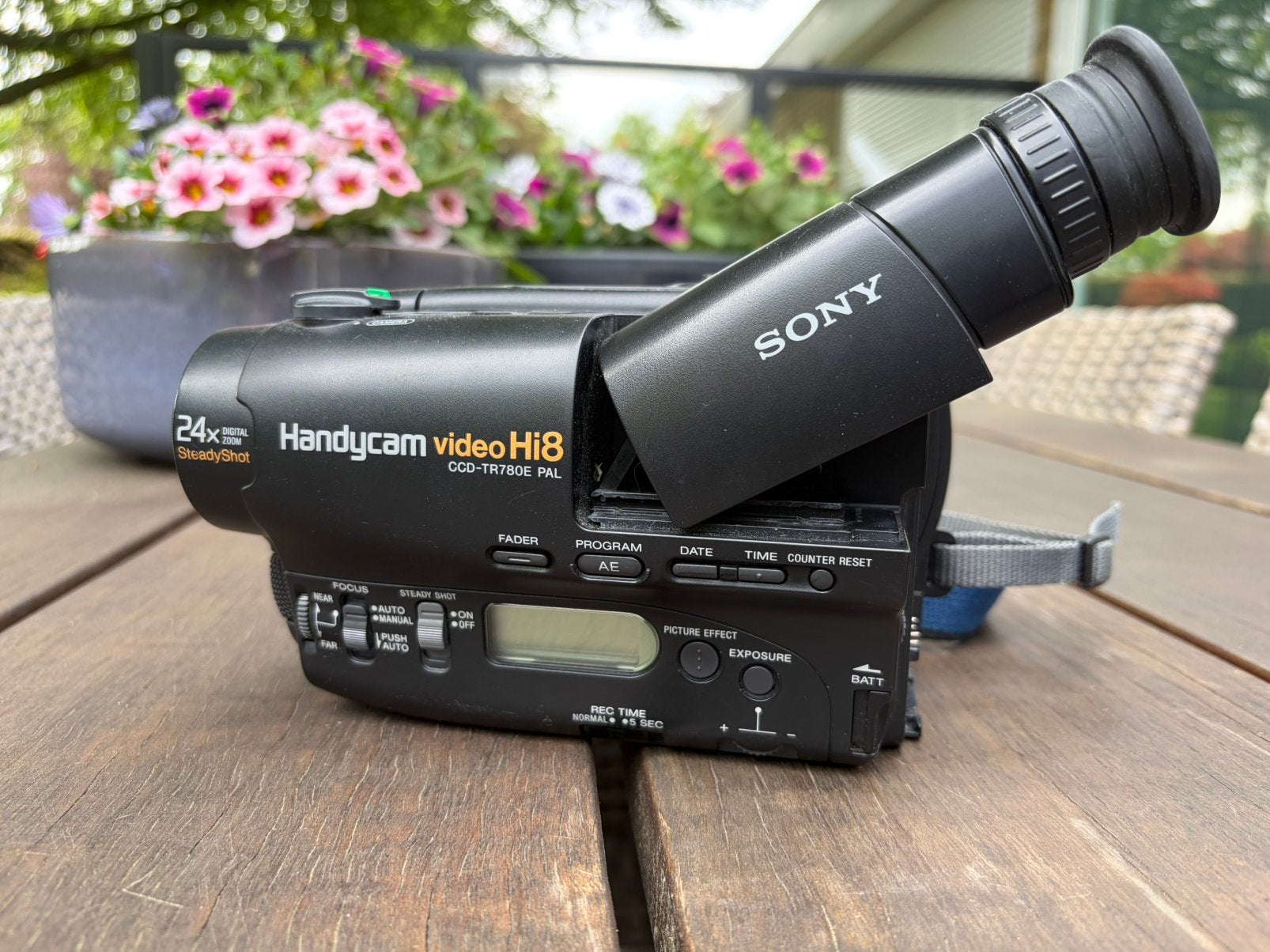 Sony video HI8 Handycam CCD-TR780E PAL, Ophalen of Verzenden, Hi 8