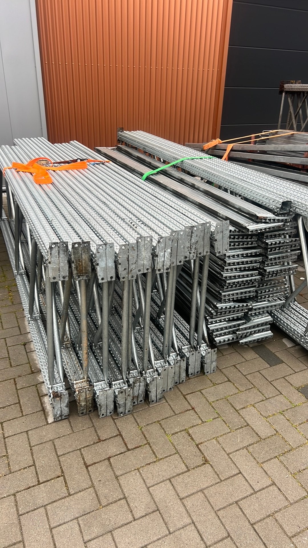 76 meter Stellingen 4 meter hoog, Doe-het-zelf en Verbouw, Steigers, Ophalen of Verzenden, Zo goed als nieuw, Overige typen, Minder dan 2 meter