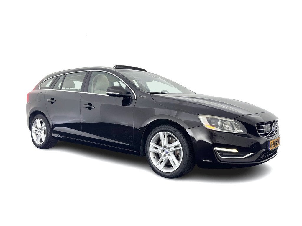 Volvo V60 2.4 D6 AWD Summum (Plug-In) Aut. *PANO | LEATHER |, Auto's, Volvo, Bedrijf, Te koop, V60, 4x4, ABS, Achteruitrijcamera