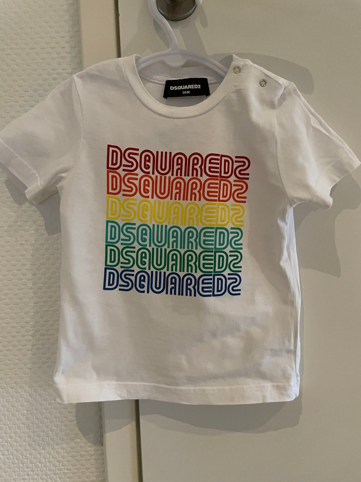 Dsquared2 shirt met leuke opdruk maat 36 maanden, Kinderen en Baby's, Kinderkleding | Maat 98, Ophalen of Verzenden, Zo goed als nieuw