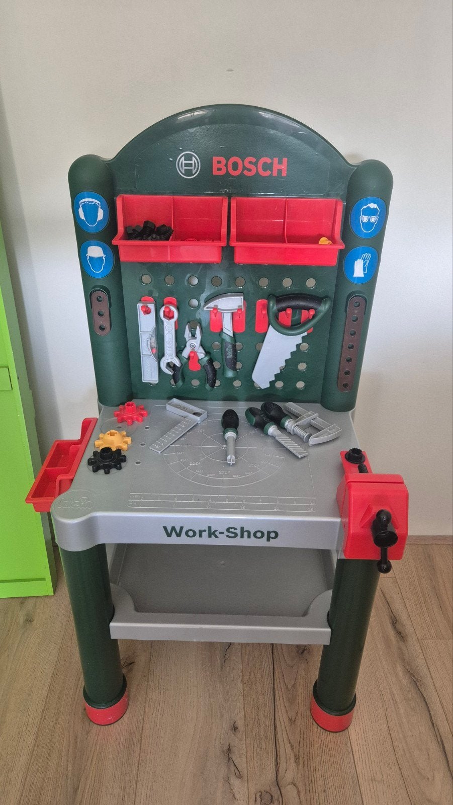 Bosch Kinderwerkbank met gereedschap, Ophalen of Verzenden, Gebruikt, Jongen of Meisje