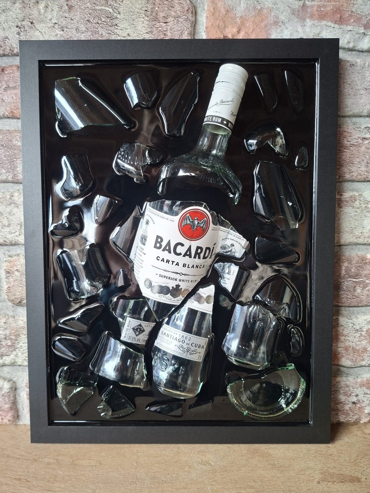 Bacardi fles verwerkt in een lijst 43x33 met Epoxy, Antiek en Kunst, Ophalen of Verzenden