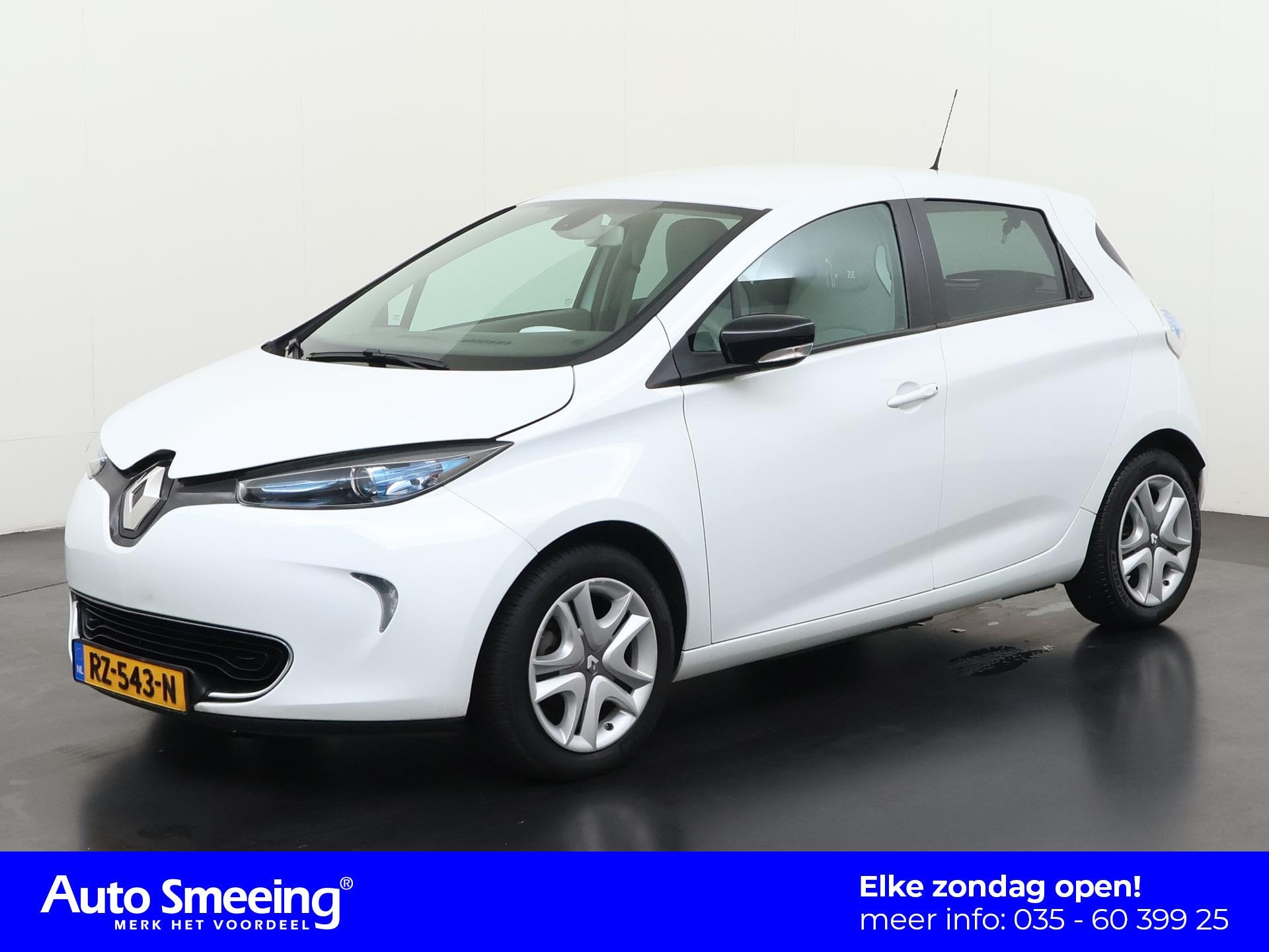 Renault ZOE R90 Life 41 kWh | Huuraccu | Zondag Open!, Auto's, Renault, 12 maanden, Stof, Gebruikt, Automatische klimaatregeling