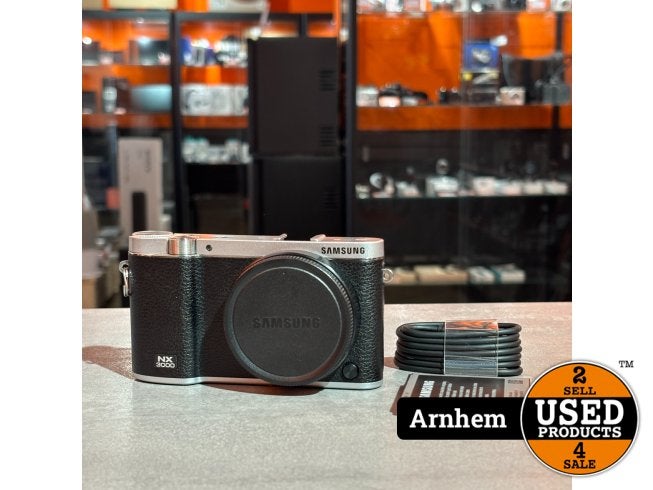 Samsung NX3000 Body 20.3 Megapixel Incl Extra Accu, Samsung, Zo goed als nieuw, Support@Samsung.com, 129, Samsung-ro, Yeongtong-gu
Suwon-si, Gyeonggi-do 16677
South Korea