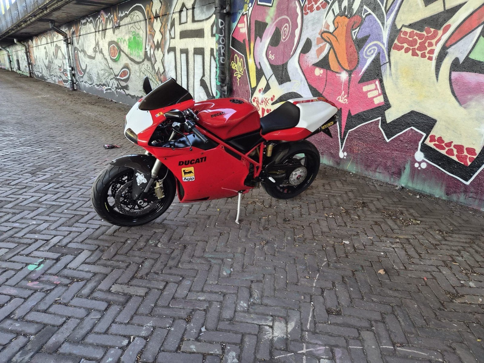 ducati 748 met 796 luchtgekoeld blok, Particulier, Naked bike