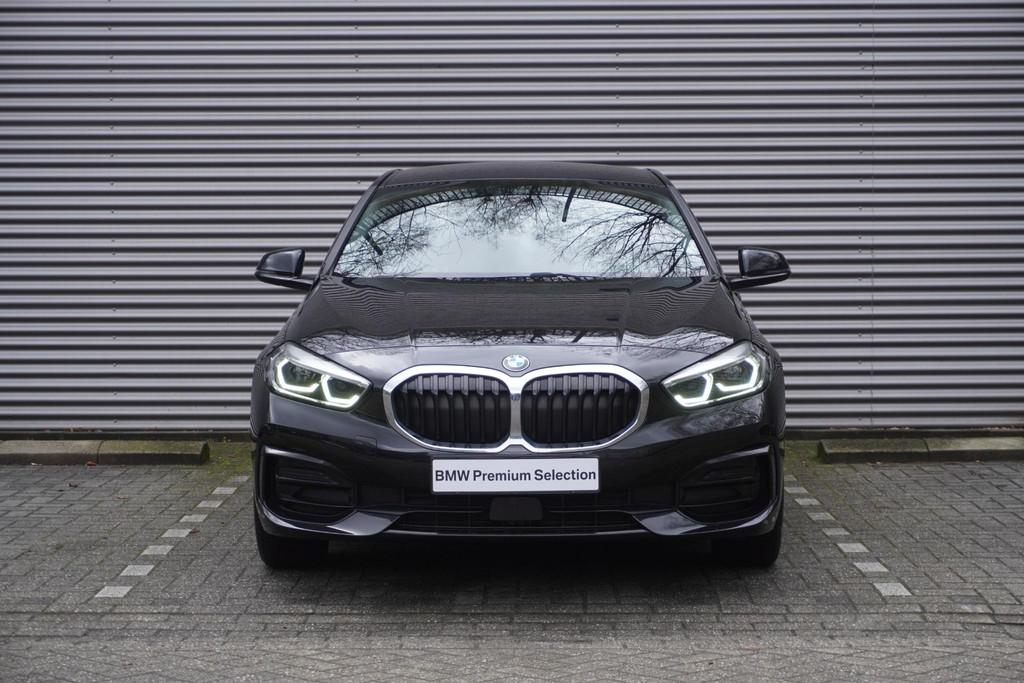 BMW 1 Serie 118i Trekhaak met afneembare kogel | Achteruitri, 136 pk, Gebruikt, Met garantie (alle), Leder en Stof
