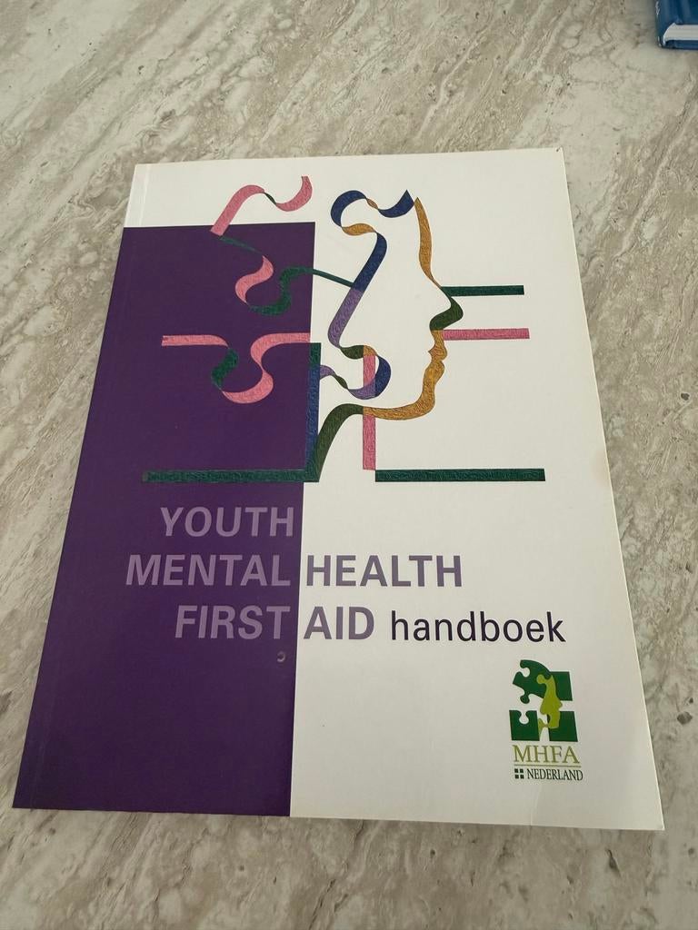 Youth Mental Health First Aid handboek MHFA Nederland, Ophalen of Verzenden, Gamma, Zo goed als nieuw, Overige niveaus