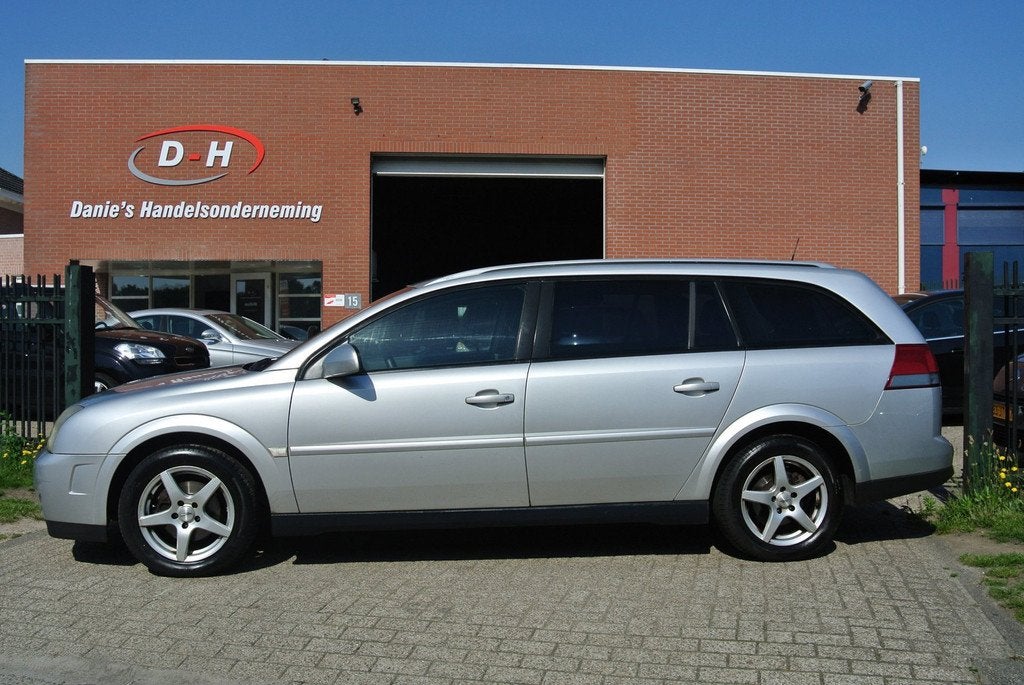 Opel Vectra Wagon 1.8-16V V-Line airco nieuwe apk inruil mog, Auto's, Opel, Bedrijf, Te koop, Vectra, ABS, Airbags, Airconditioning