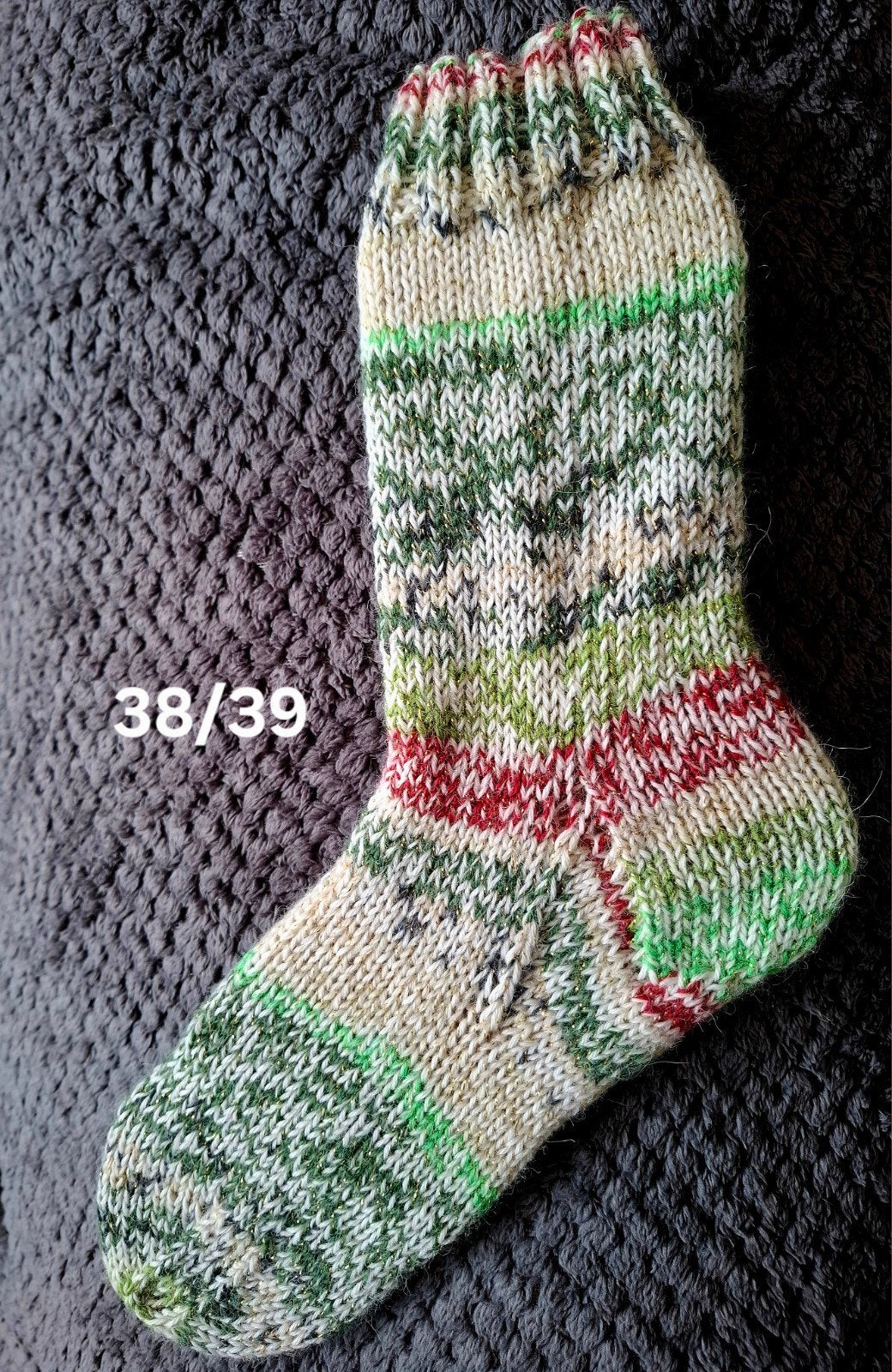 Handgebreide sokken kerst kleuren., Ophalen of Verzenden, Nieuw, Overige kleuren, Sokken en Kniesokken