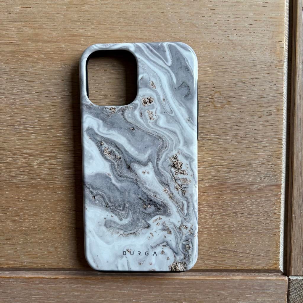 Burga hoesje iPhone 12 als nieuw, Ophalen of Verzenden, Zo goed als nieuw, IPhone 12, Hoesje of Tasje