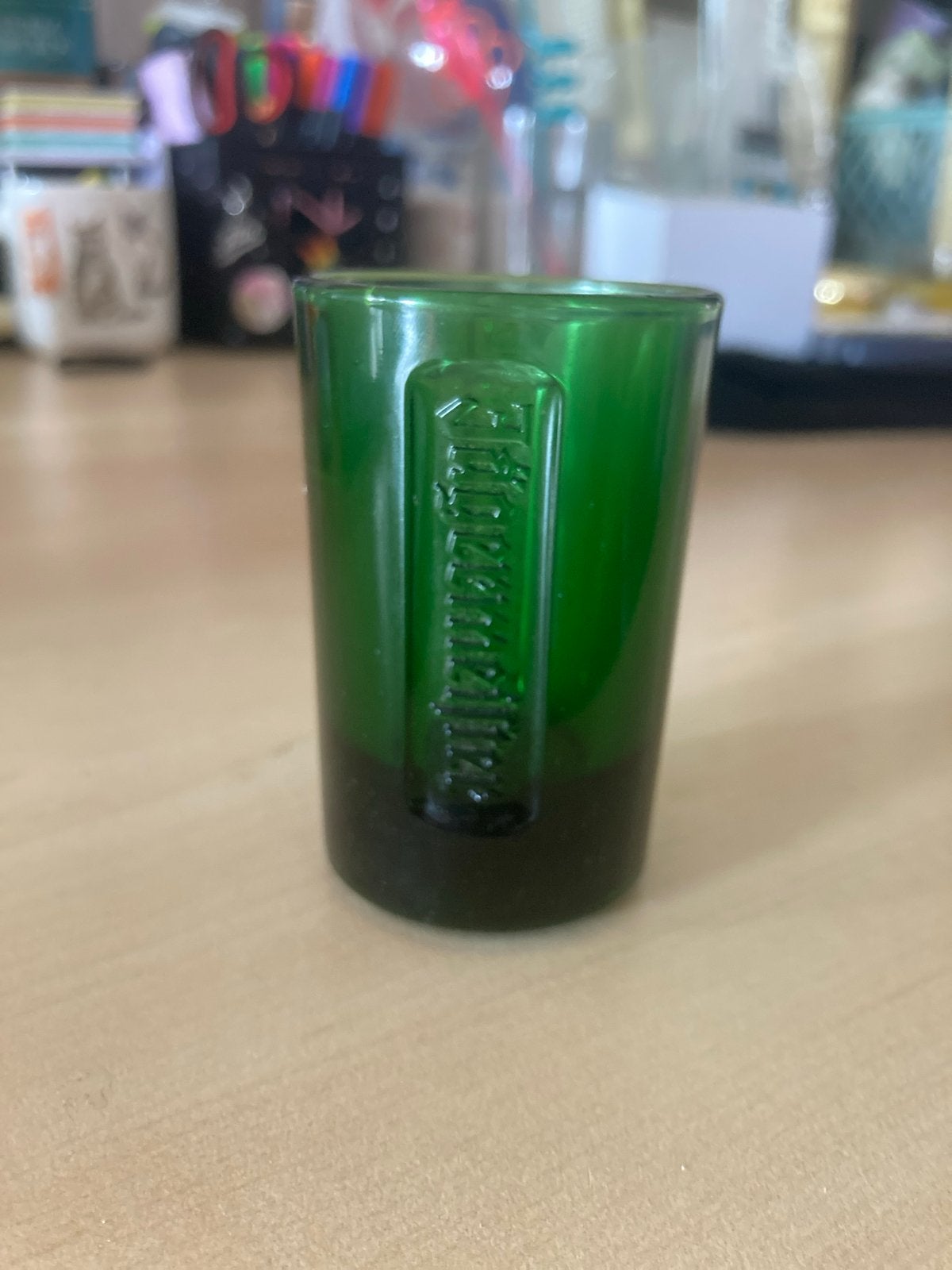 Jägermeister shotglas 2cl - Groen glas, Huis en Inrichting, Ophalen, Zo goed als nieuw, Overige merken, Groen