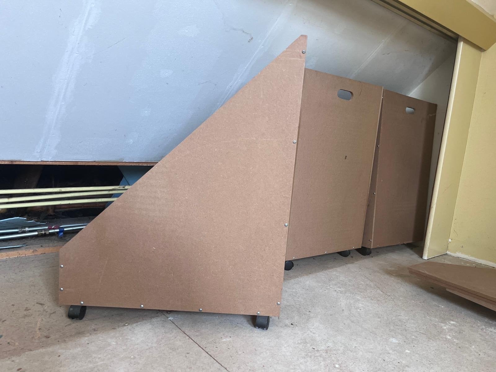 11 Schuine wand rolbakken - 50x60x75 + 70x60x75 cm, Ophalen, Gebruikt
