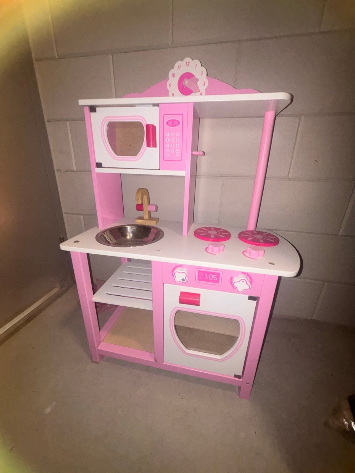 Roze houten speelkeuken met accessoires, Ophalen, Zo goed als nieuw