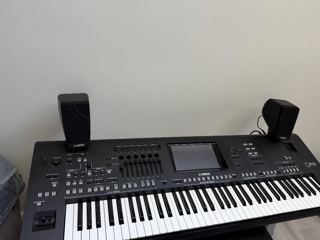 Yamaha Genos 1 xl met Speakers, Muziek en Instrumenten, Ophalen, Gebruikt, Yamaha, Midi-aansluiting