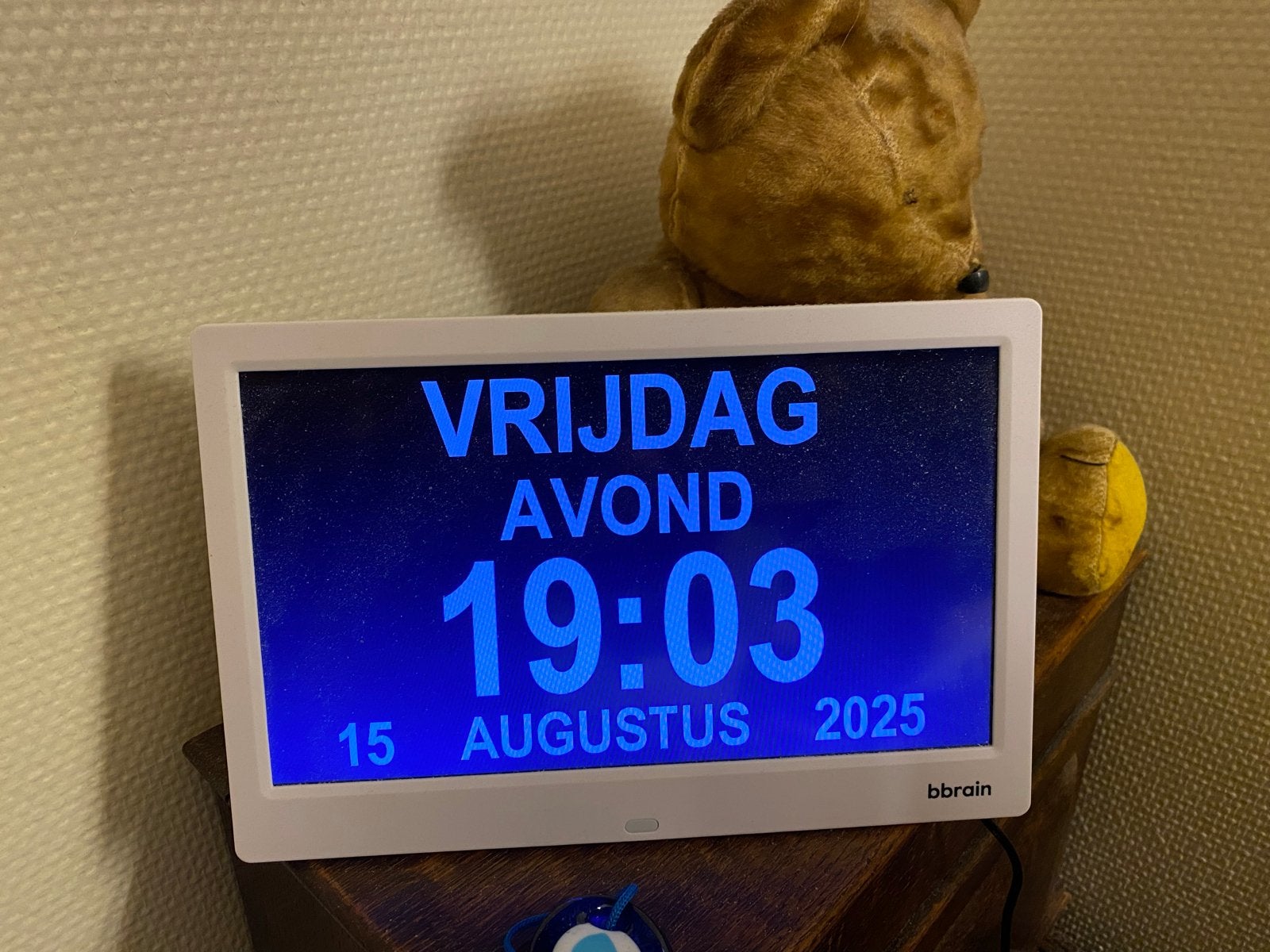 Dementie , ouderen , digitale Klok met Datum, Gebruikt, Wit, Ophalen of Verzenden, Tafelklok