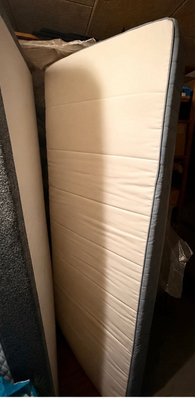Comfortabel matras - Zo goed als nieuw, Ophalen, 90 cm, Eenpersoons, Zo goed als nieuw