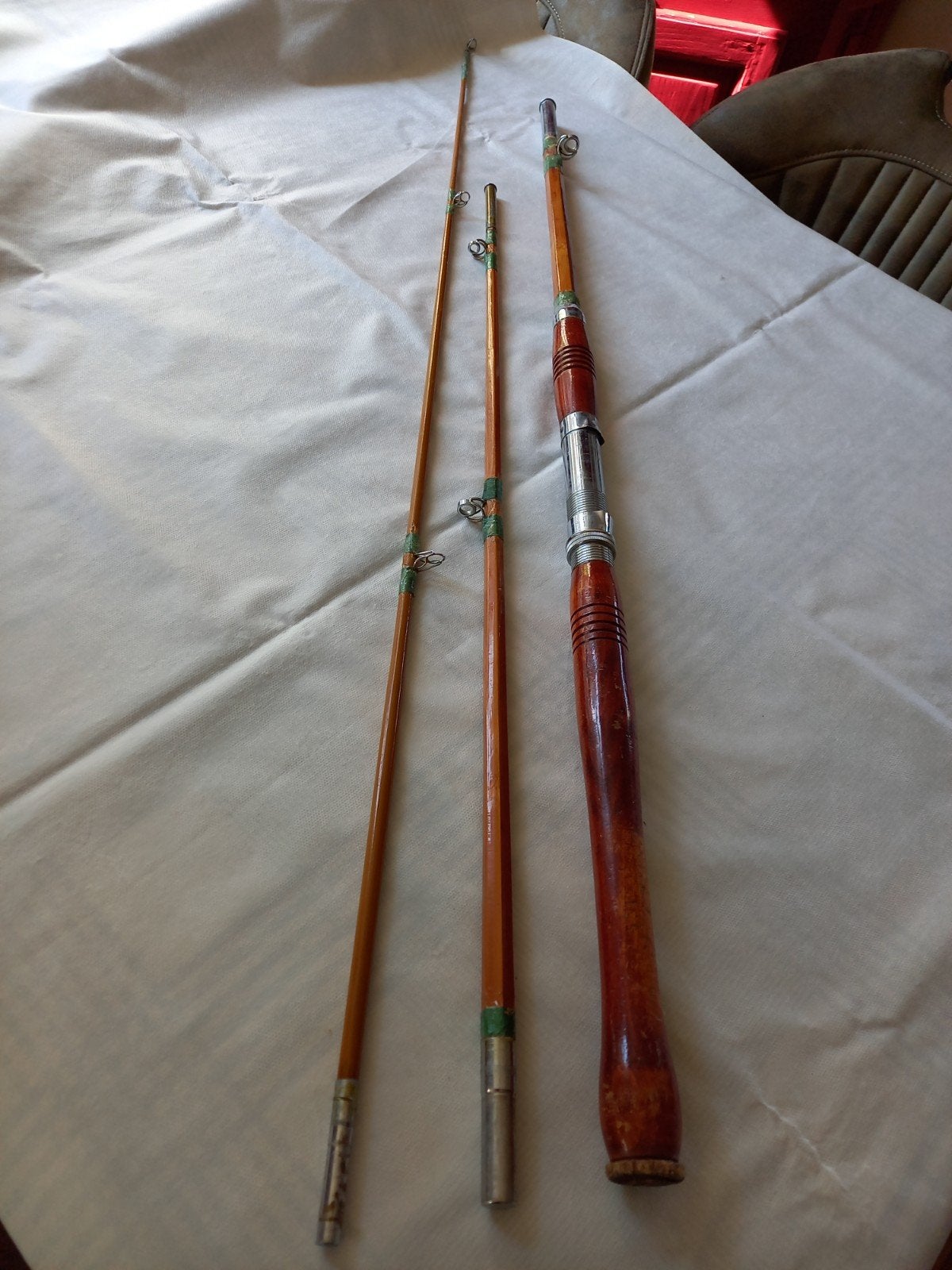 Antieke   Houten  Hengel 2.75m in goede conditie, 3-delig, Watersport en Boten, Ophalen of Verzenden, Werphengel