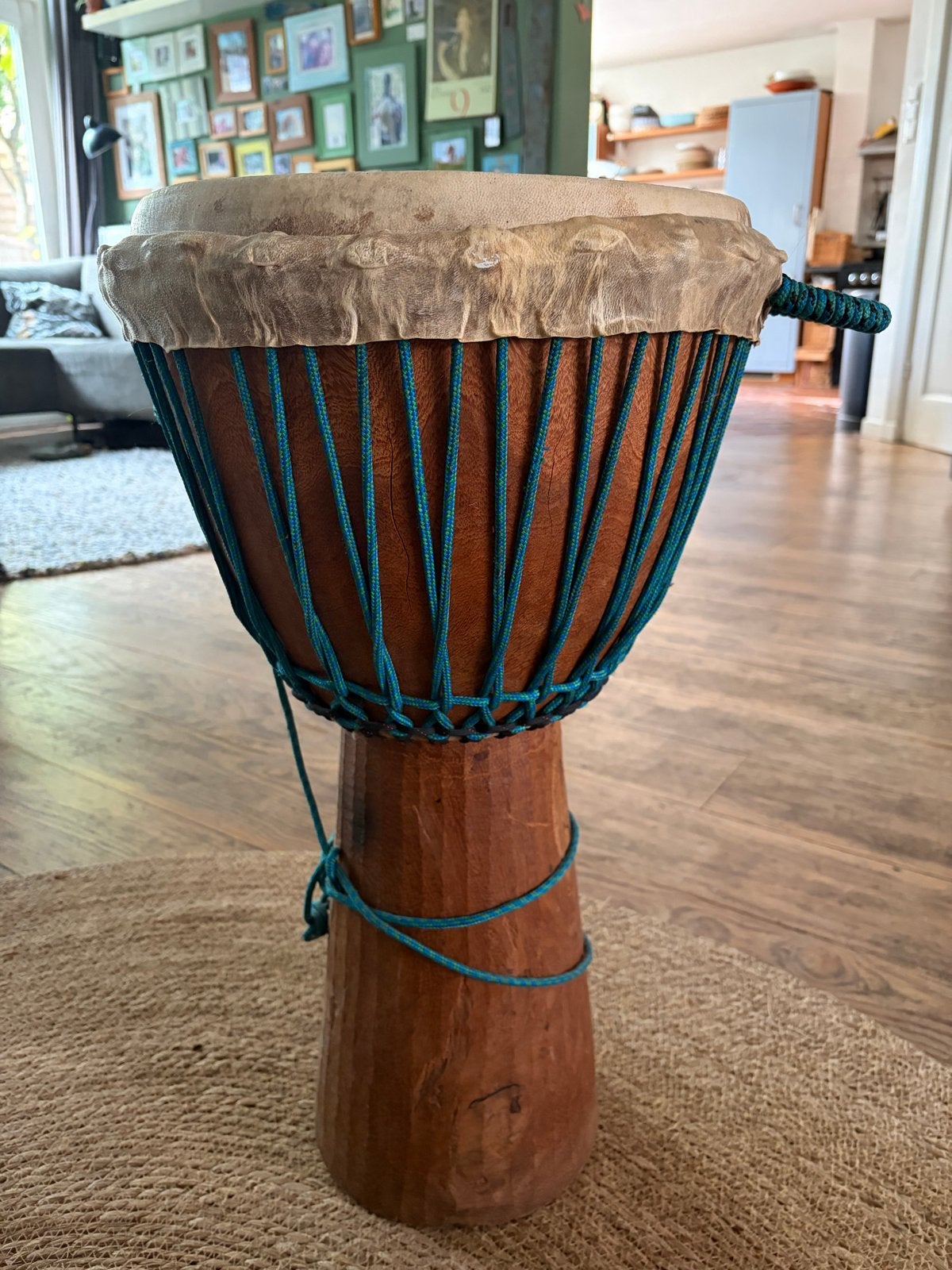 Mooie handgemaakte Djembe trommel, Ophalen, Gebruikt, Overige merken