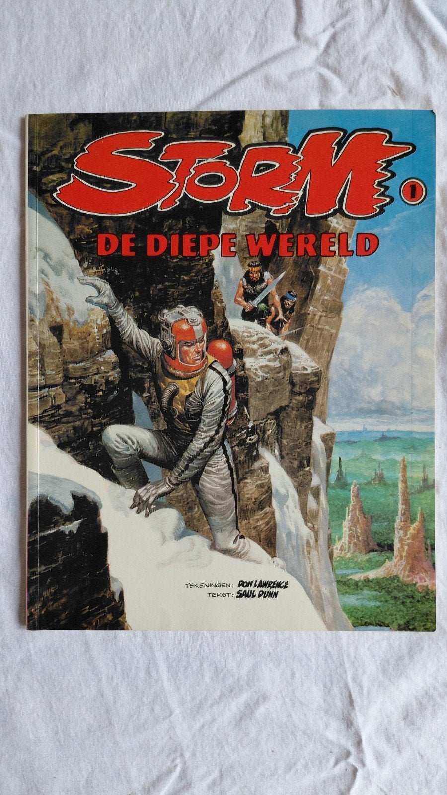 Storm 1: De Diepe Wereld - Don Lawrence & Saul Dunn, Gelezen, Eén stripboek, Don Lawrence & Saul Dunn, Ophalen of Verzenden