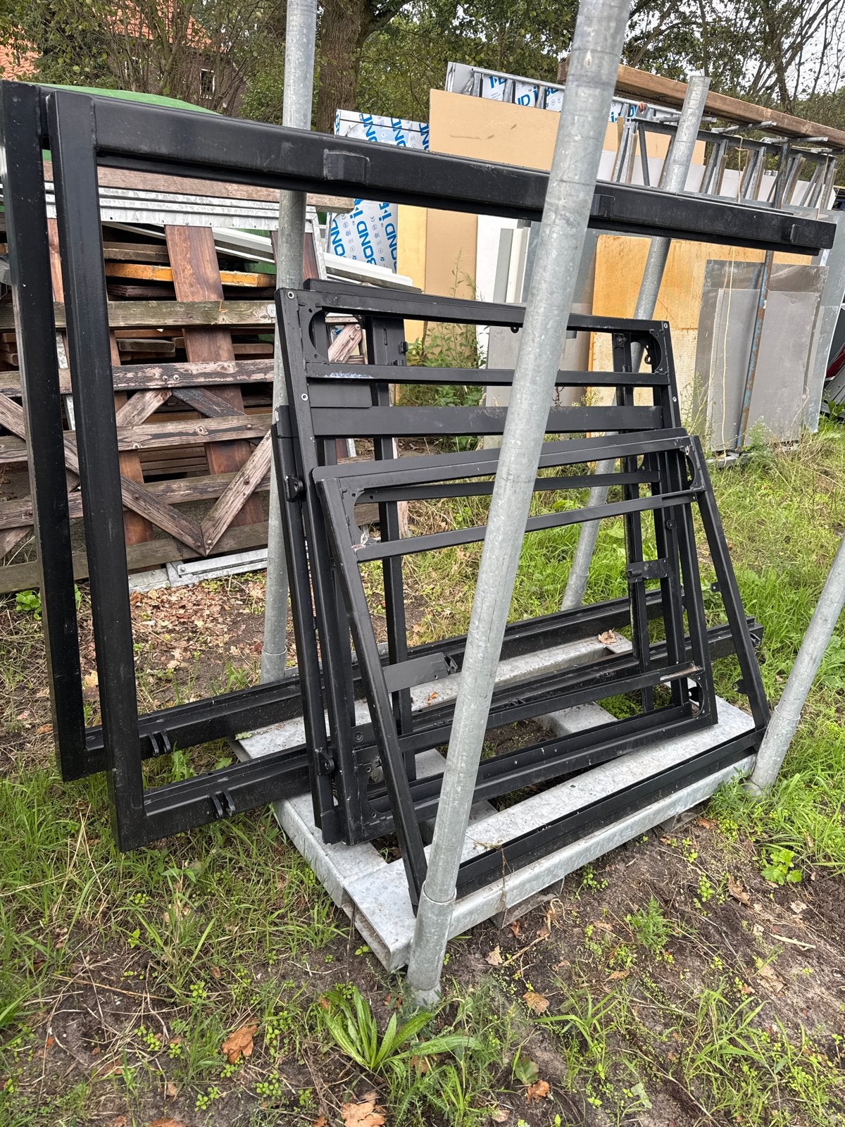 2 Nieuwe gepoedercoate paardenstal deuren (zonder hout), Ophalen