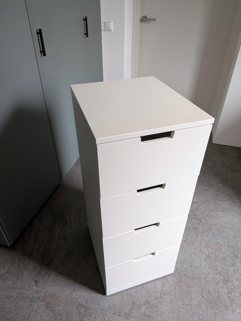 NORDLI - Ladekast met 4 lades wit, Huis en Inrichting, Ophalen, Overige materialen, Minder dan 50 cm, Nieuw