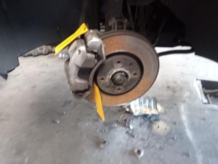 Wielnaaf voor van een Peugeot 308, Gebruikt, -, -, Ophalen of Verzenden