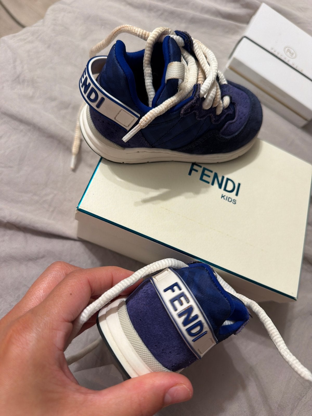 Fendi baby schoenen maat 21 - Origineel met doos en dustbag, Schoenen, Ophalen of Verzenden, Zo goed als nieuw, X
