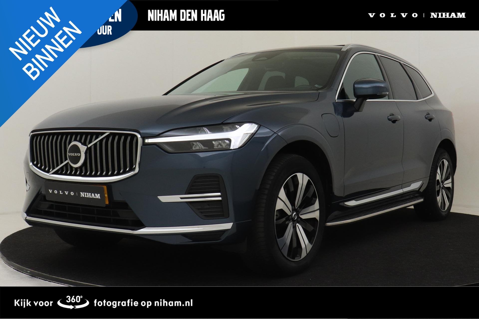 Volvo XC60 T6 PLUG-IN HYBRID AWD ESSENTIAL EDITION BRIGHT -P, Auto's, Automaat, 12 maanden, Stof, Gebruikt