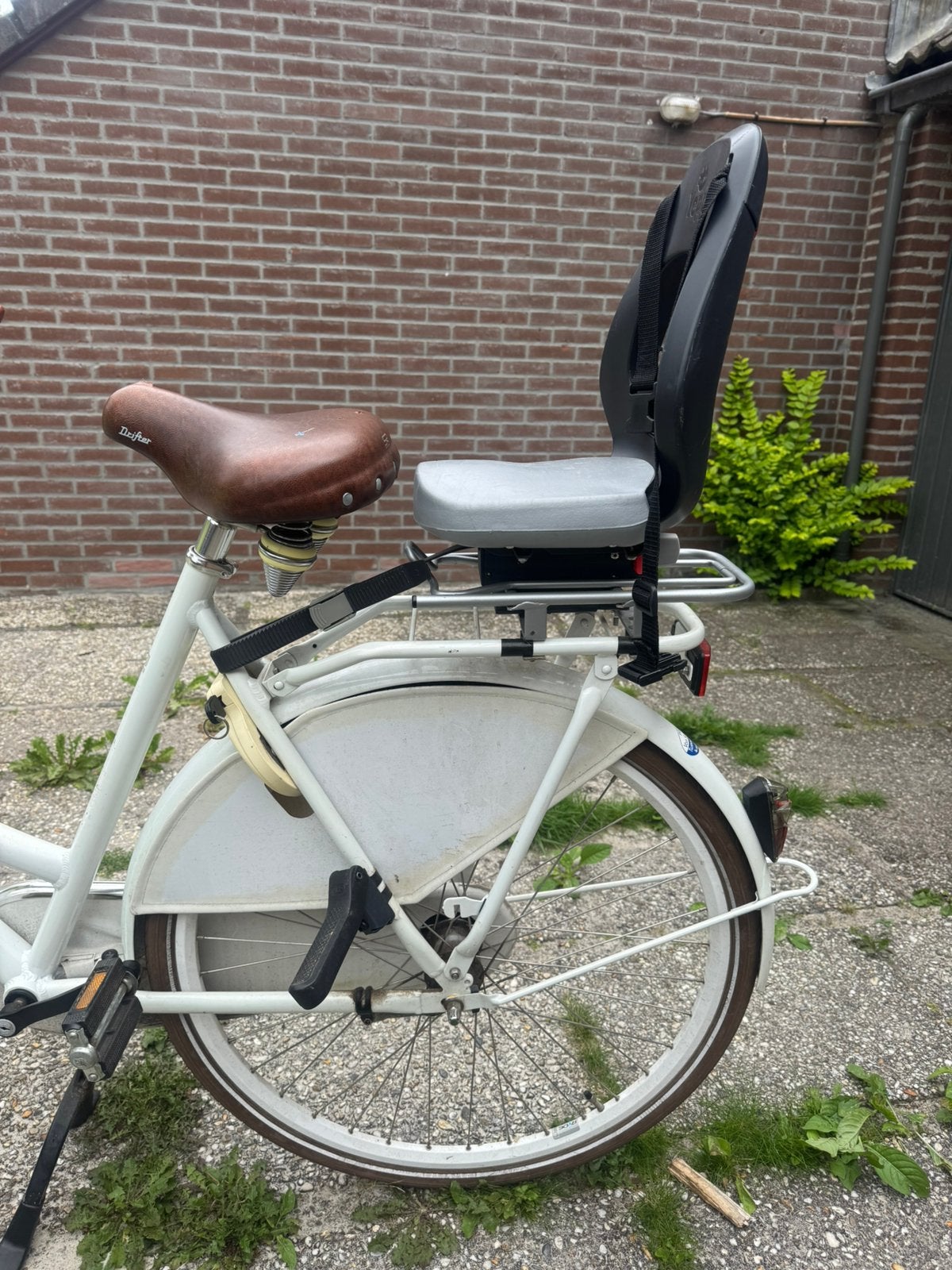 Fietsstoeltje (achter), te gebruiken voor 2 fietsen, Ophalen, Gebruikt, Achterzitje, Voetsteuntjes