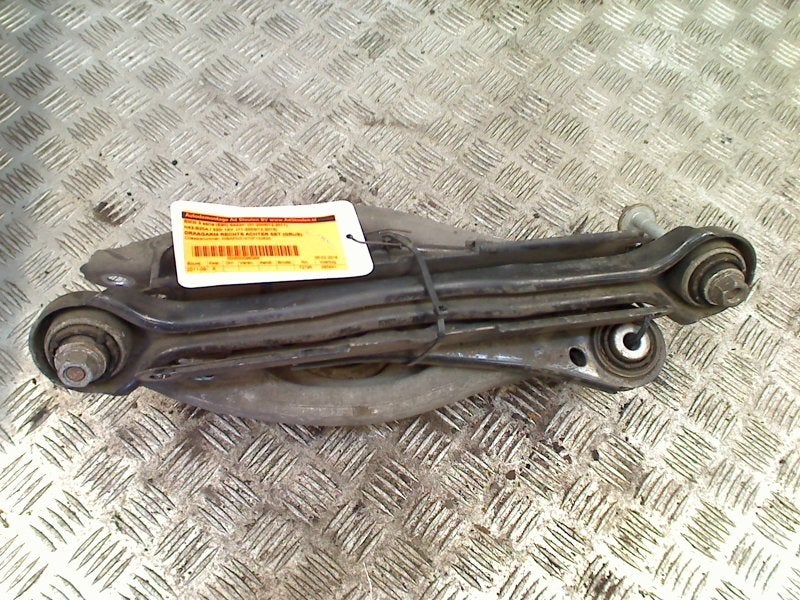 Draagarm Rechts Achter SET BMW 3 serie (E90) 2011, Gebruikt, Petuelring 130, München 80809, , Duitsland, BMW, Bayerische Motoren Werke AG