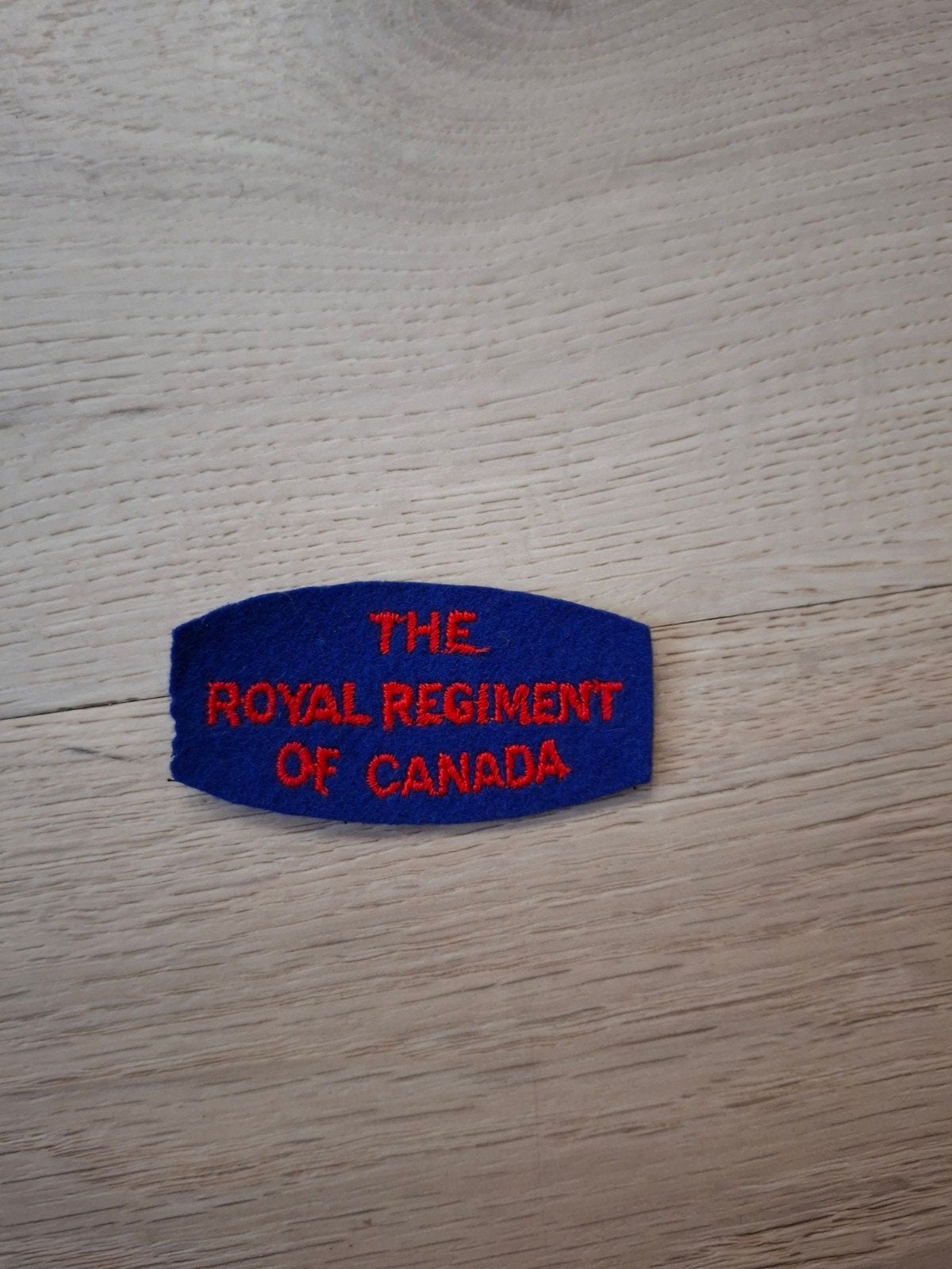 Royal Regt. Of Canada WW2 Title, Ophalen of Verzenden, Landmacht, Engeland, Embleem of Badge