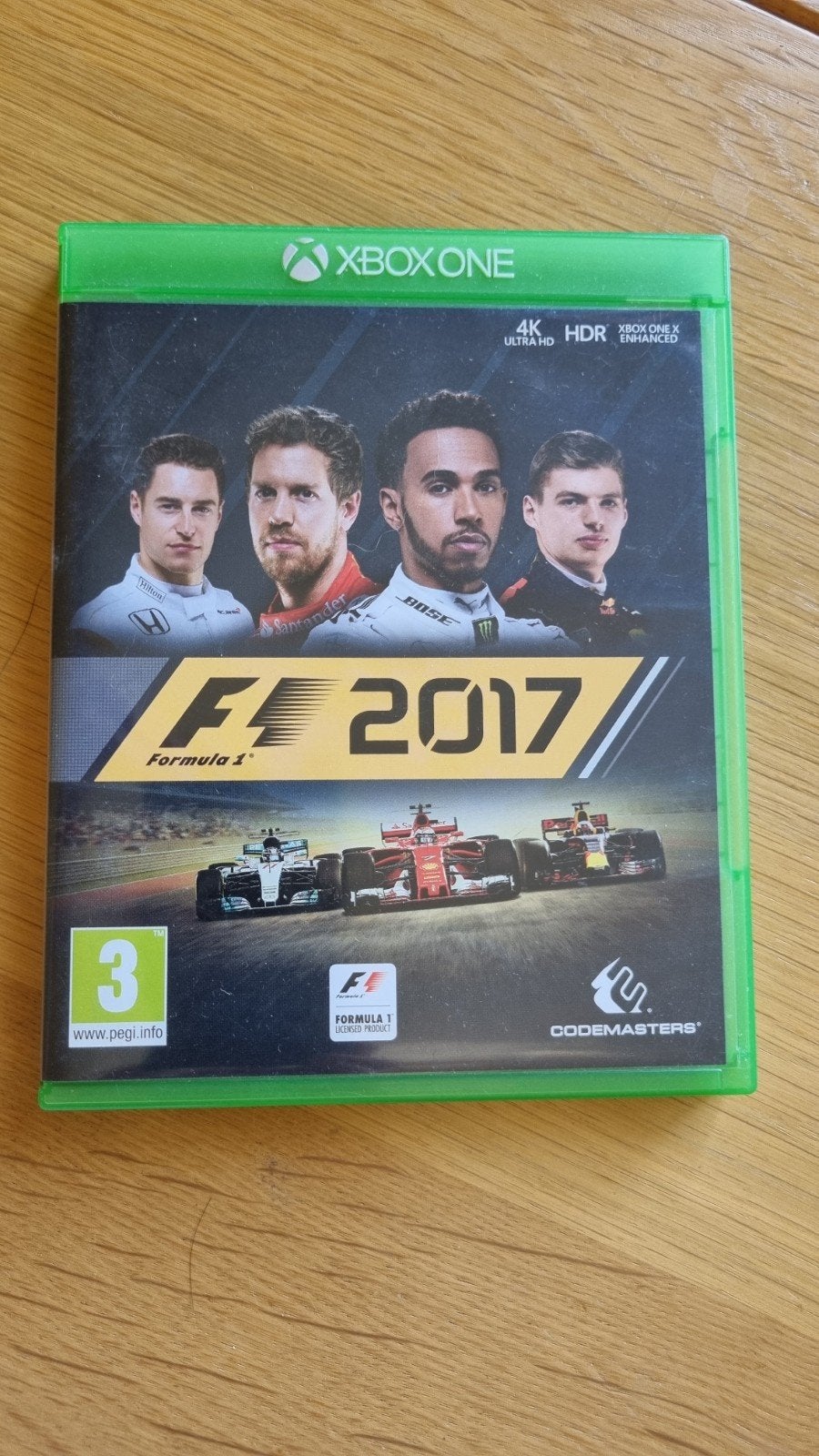 F1 2017 Xbox One - Racegame Formule 1, 1 speler, Racen en Vliegen, Ophalen of Verzenden, Zo goed als nieuw