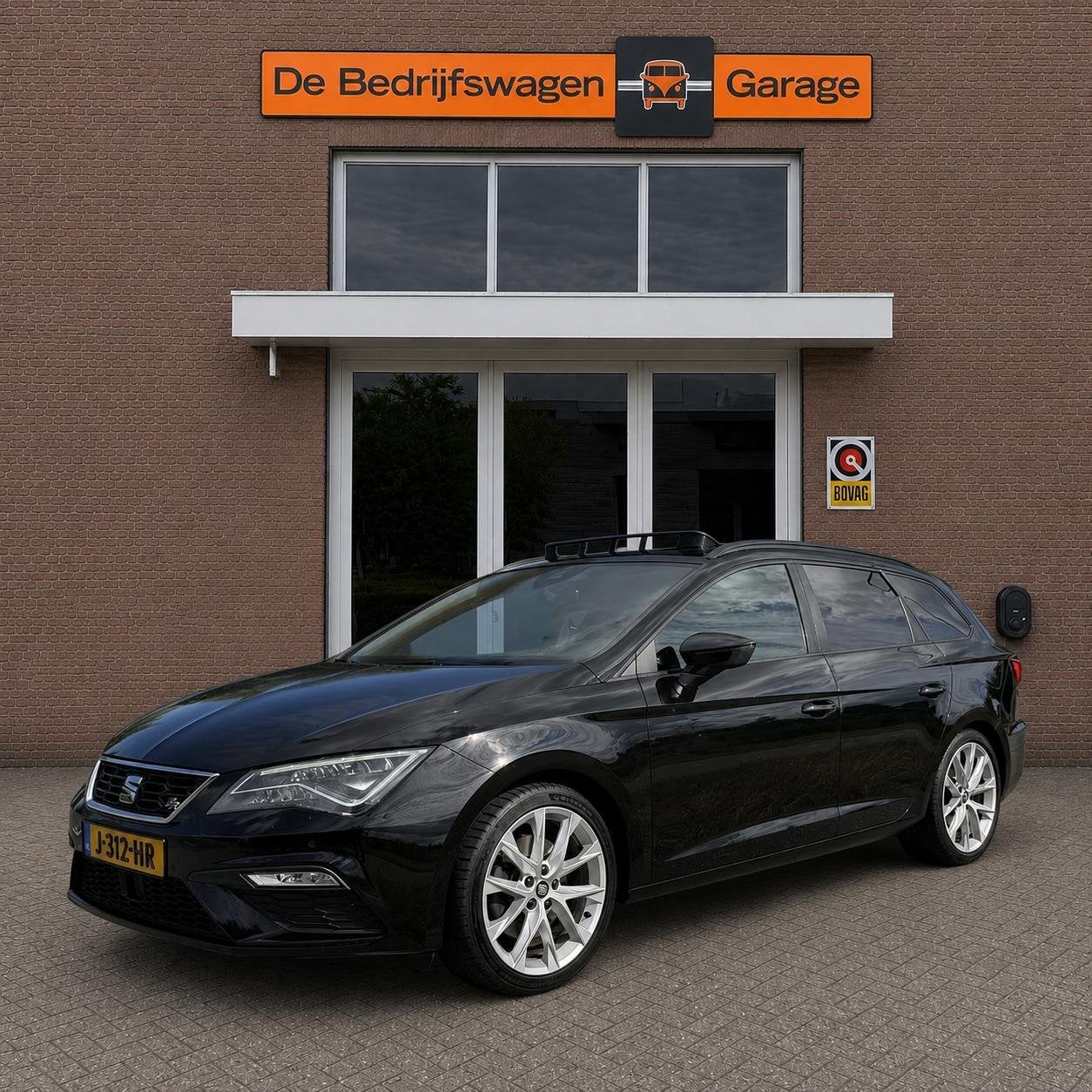 SEAT Leon ST 1.8 TSI FR Business Intense | DSG Automaat | Af, Auto's, Seat, 1272 kg, Gebruikt, 4 cilinders, Zwart