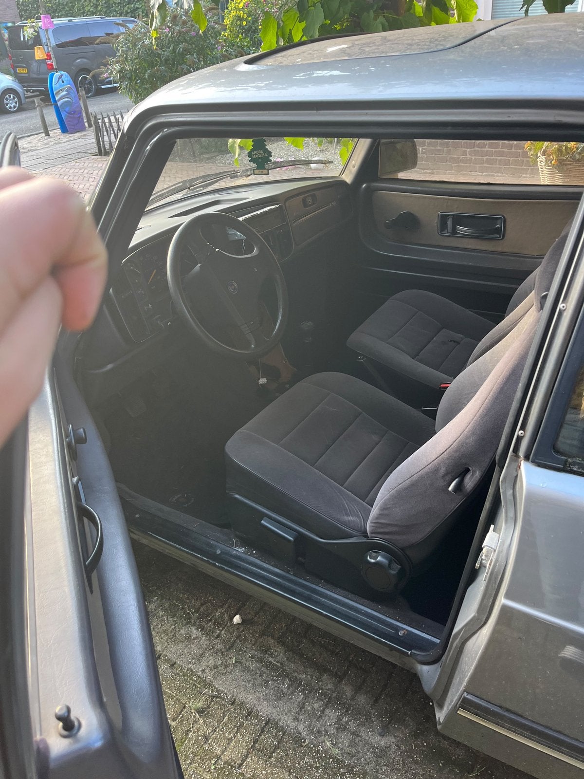 Foto 5 van Saab 900 2.1 I 16 HB U9 1991 Grijs
