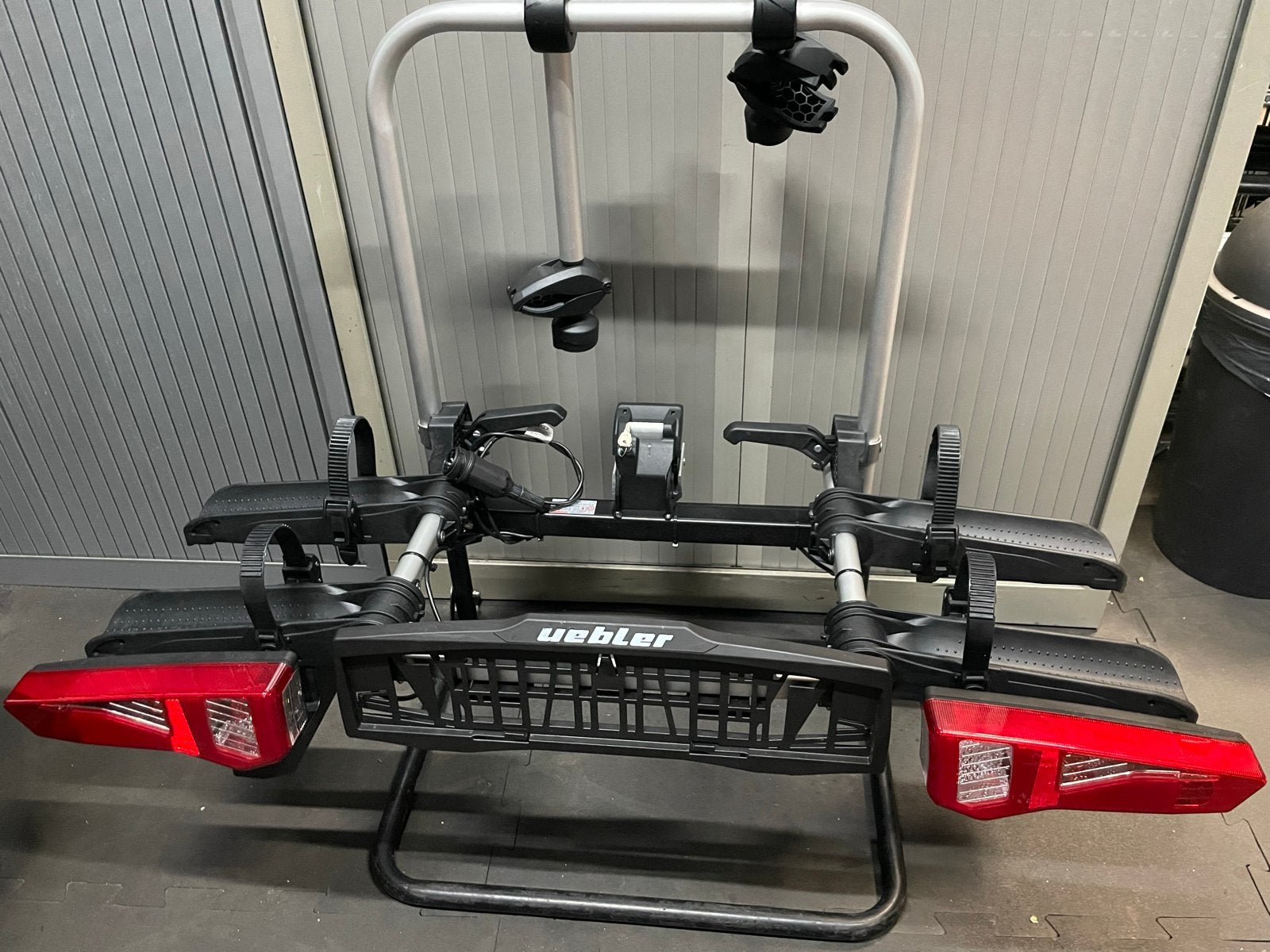 Uebler F24 Compact fietsendrager, slechts 1x gebruikt, Ophalen, Zo goed als nieuw