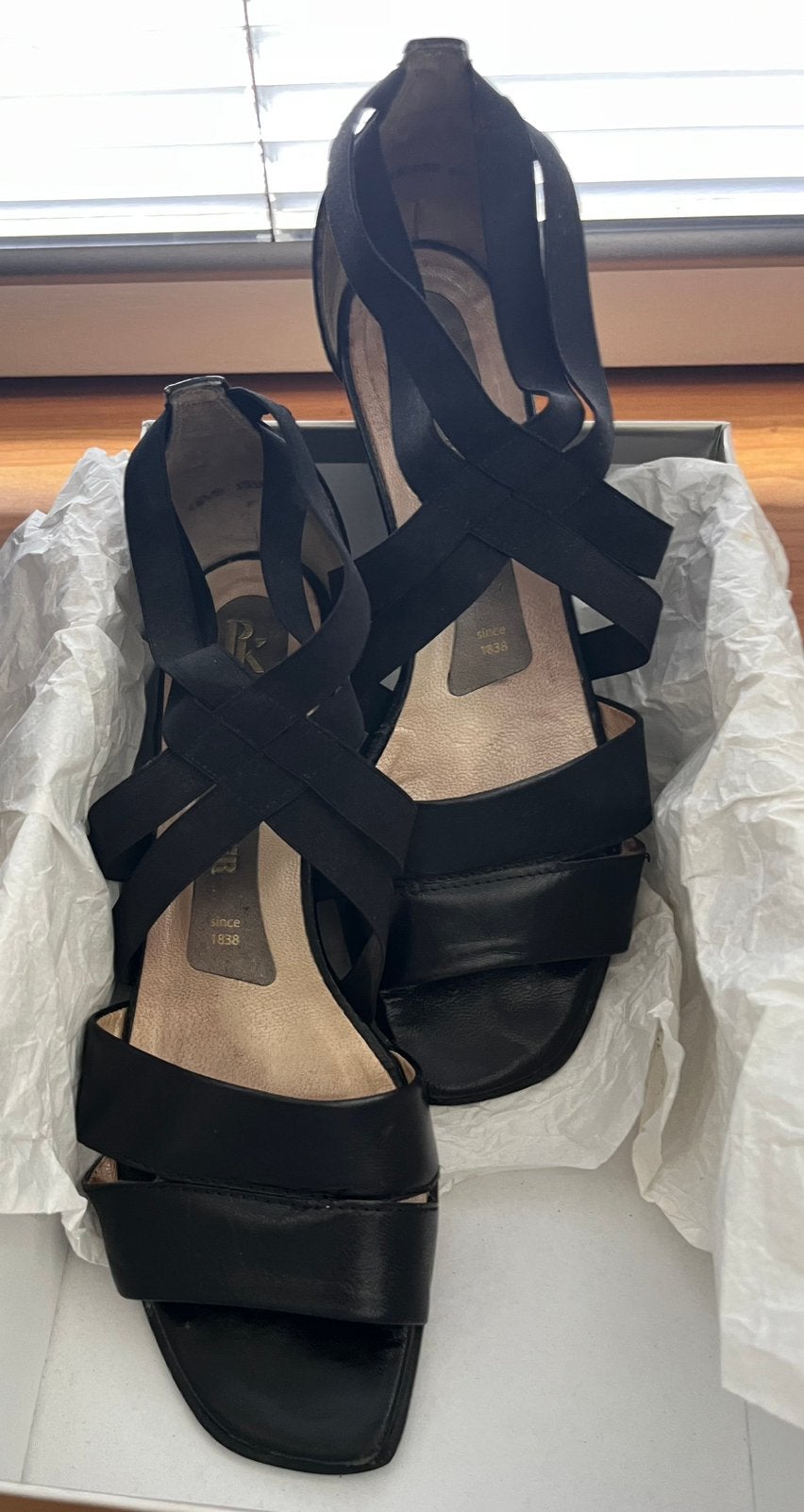 Peter Kaiser Zomerschoenen Zwart Leer Maat 40, Kleding | Dames, Schoenen, Ophalen of Verzenden, Gedragen, Zwart, Sandalen of Muiltjes