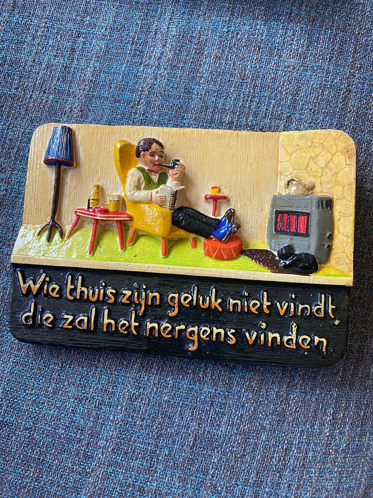 Tegeltje spreuk wie thuis zijn geluk, Ophalen of Verzenden, Gebruikt