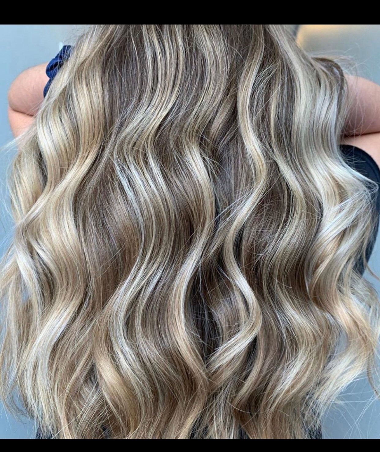 Gezocht. Haar weft naaister gezocht. szycie tresów z włosów, Hairextensions