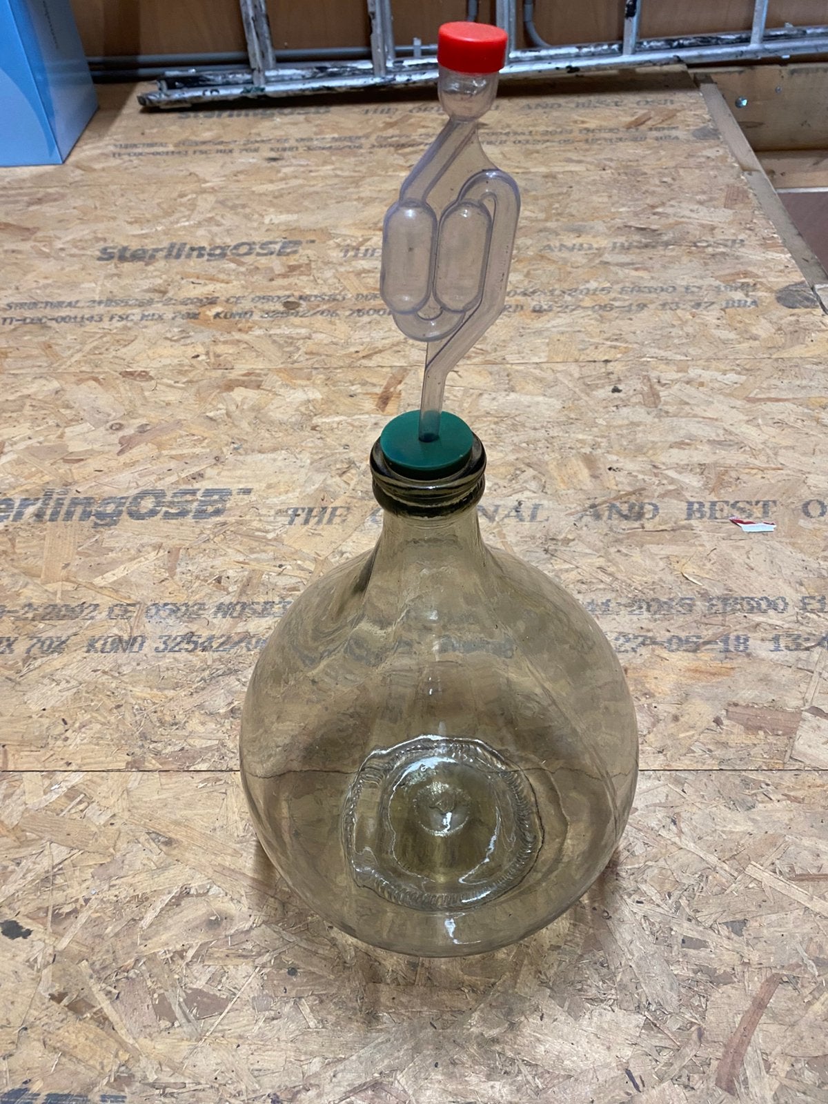 Wijnballon gistfles wijn, Ophalen of Verzenden, Zo goed als nieuw, Minder dan 50 cm, Minder dan 5 flessen