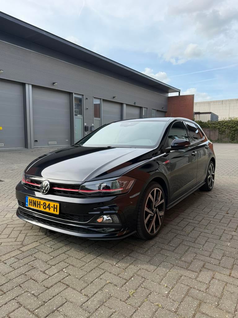 Volkswagen Polo 2.0 TSI 200pk 6-DSG 2020 Zwart, Stof, 4 cilinders, 1984 cc, Zwart